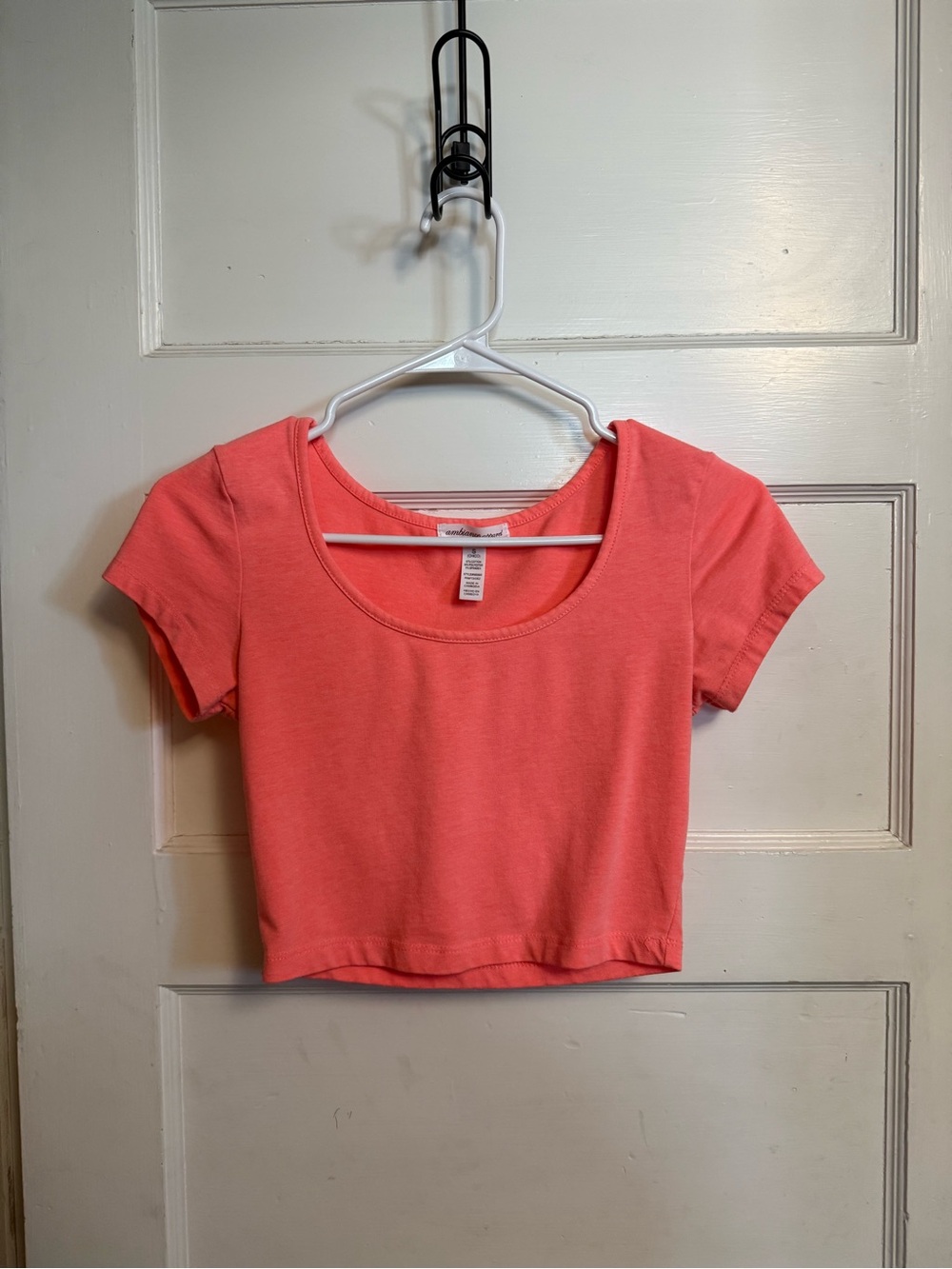 ambiance apparel coral crop top Size Small #croptop #summer